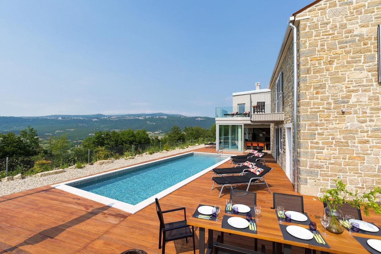 בוזט Villa Akazija מראה חיצוני תמונה